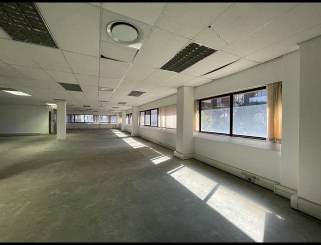 1,929M² OFFICE TO LET IN SANDTON CENTRAL